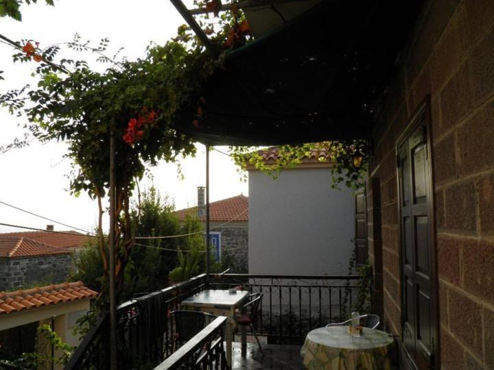 Μαχη Ενοικιαζόμενα Δωμάτια Мітімна Екстер'єр фото